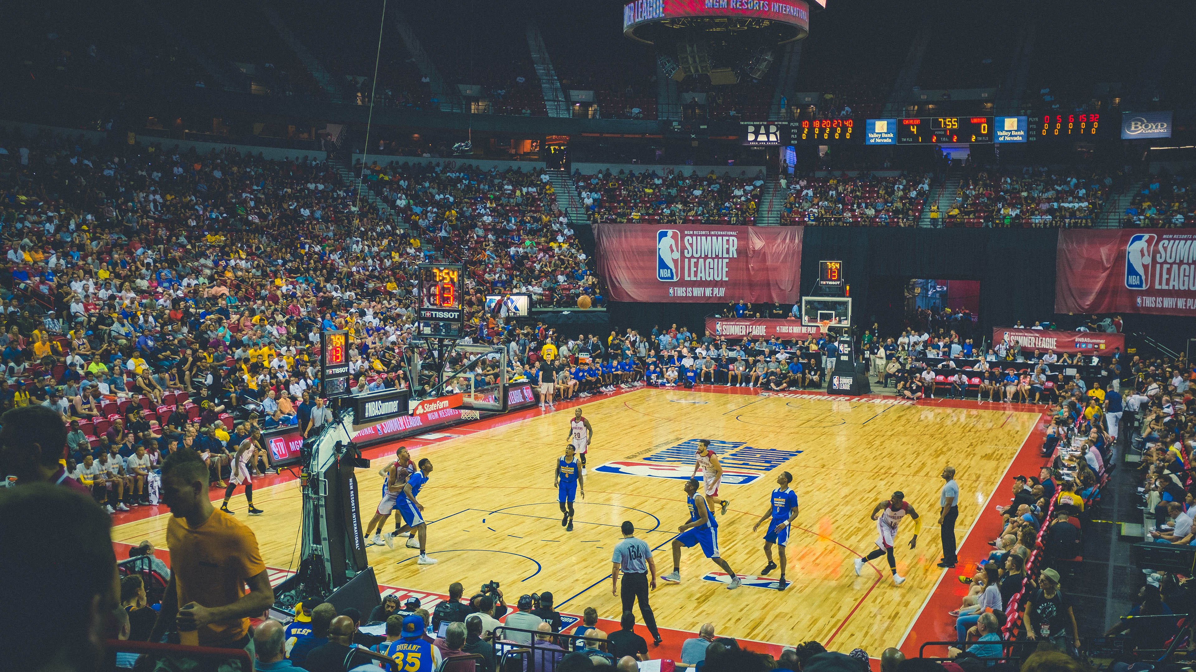 首尔SK骑士新秀球员表现亮眼，首尔骑士篮球比分