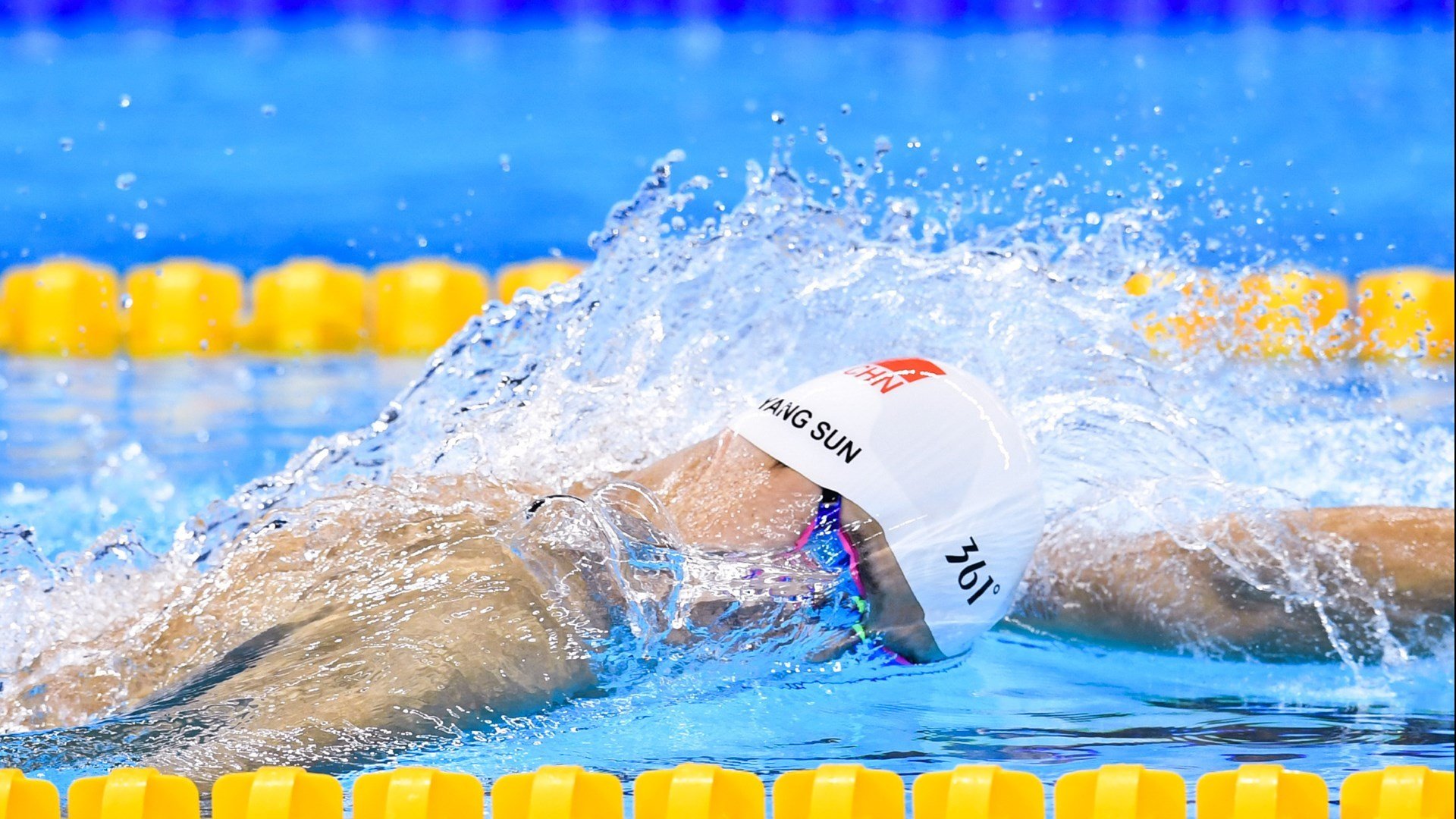 jiuyou网页登录-运动员志愿者：幕后默默贡献的“无名英雄”，运动员做公益